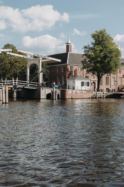 Amsterdam: H'ART Museum Entry Ticket - Price and value: what you actually get for about $31
