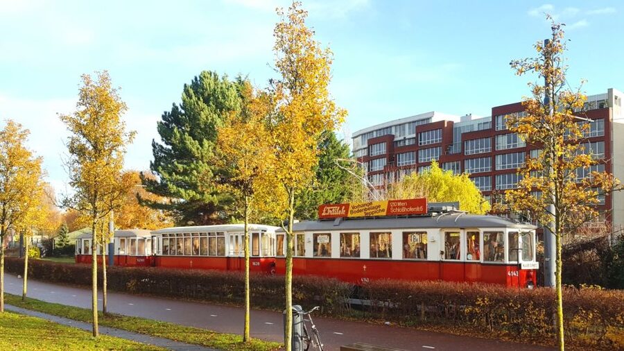 Amsterdam: Historic Tram Ride on Heritage Line to Amstelveen - The restored tram car, the historic track, and the sound of it all