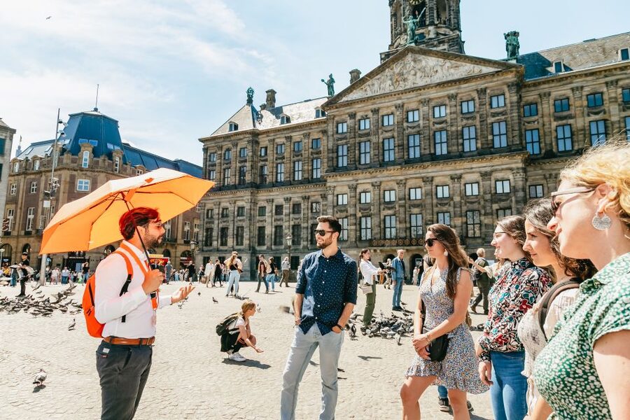 Amsterdam: Historical Highlights Walking Tour with Tasting - The Dutch food tasting at the end: included, but confirm what to expect