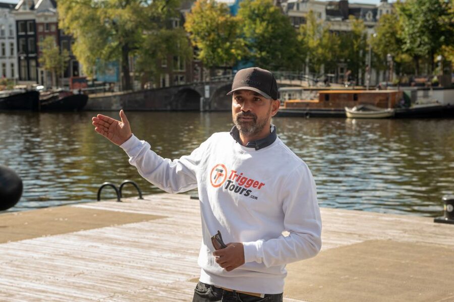 Amsterdam: Jewish Quarter and History Guided Tour - A Walk That Turns Streets Into WWII Lessons