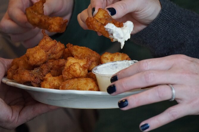 Amsterdam Jordaan Food & Drinks Tour with Eating Europe - Stop 2: Vishandel Centrum Herring and Kibbeling