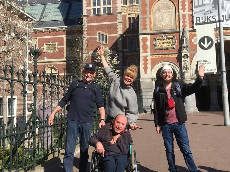 Amsterdam: Kultour, Kulturelle Stadtführung mit Herz & Seele - Price and value: why 30 dollars can make sense for a walking history tour