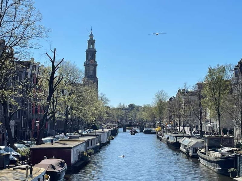 Amsterdam: Kultour, Kulturelle Stadtführung mit Herz & Seele - Who should book Kultour, and who should skip it
