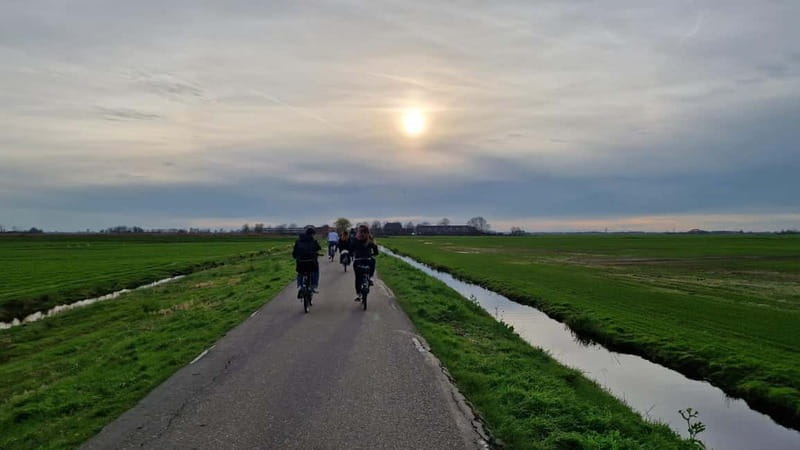 Amsterdam: Leisurely Windmill & Countryside Bike Ride - Getting Started Near Central Station and Noord by Ferry