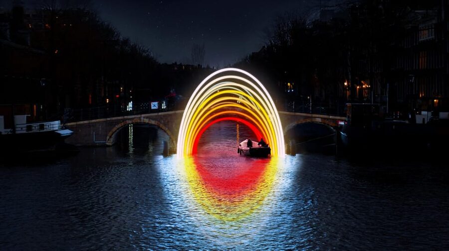 Amsterdam: Light Festival Boat Tour with Warm Drinks - What you get on board (and what you do not)