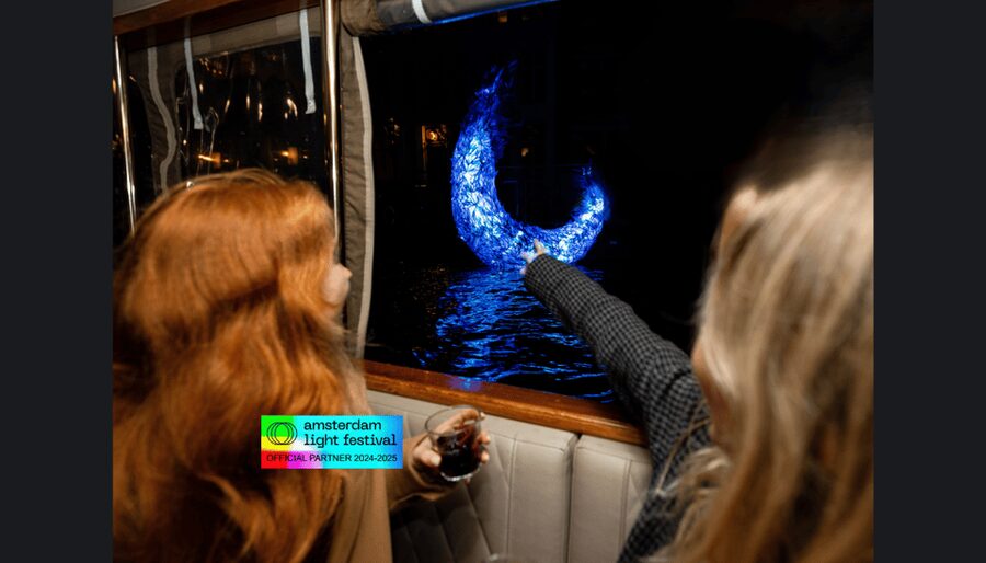 Amsterdam: Light Festival Cruise With Drinks & Snacks - Where You Start: Central Station Area Meets Prins Hendrikkade 33A