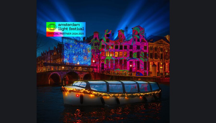 Amsterdam: Light Festival Cruise With Drinks & Snacks - Drinks and Snacks: How the Unlimited Option Changes the Mood