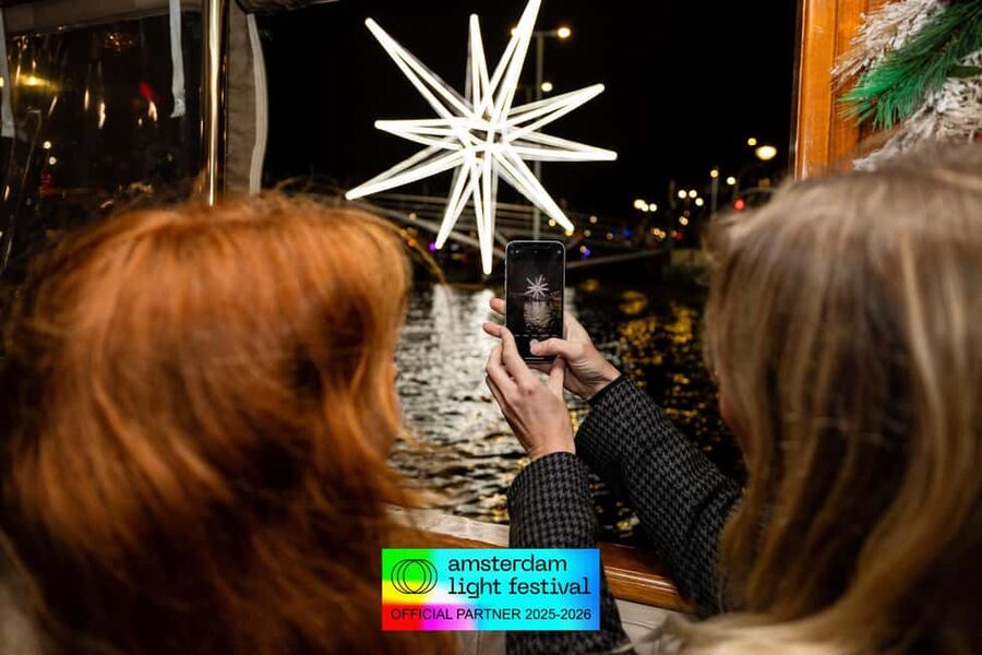 Amsterdam: Light Festival Heated Cruise with Drinks Option - Price and value: is $31 worth it?