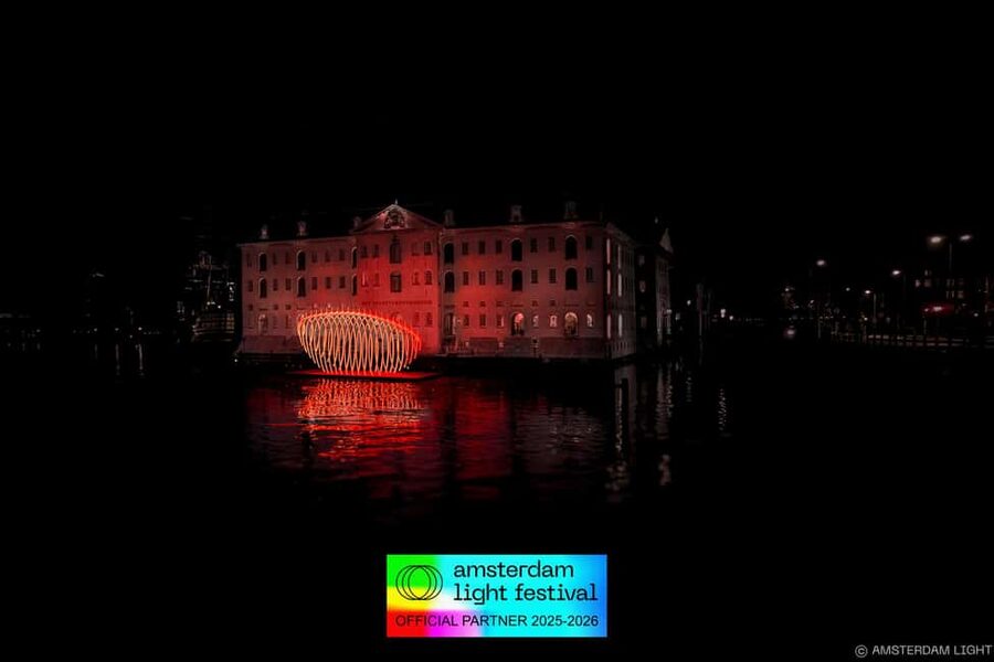 Amsterdam: Light Festival Heated Cruise with Drinks & Snacks - The 75-Minute Canal Route, Stop by Stop