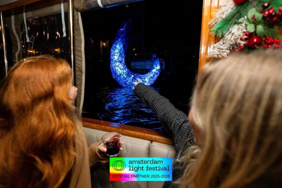 Amsterdam: Light Festival Heated Cruise with Drinks & Snacks - Who This Cruise Is Best For