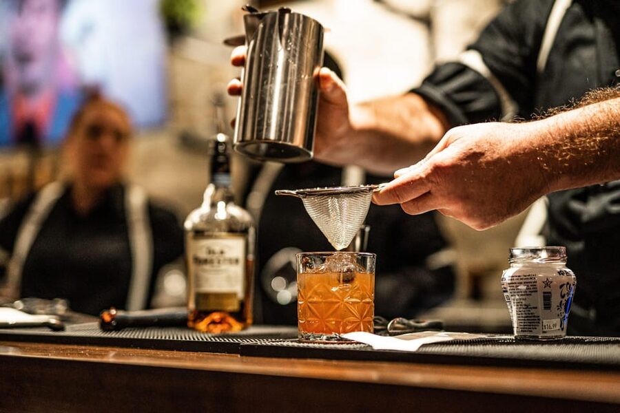 Amsterdam: Ludwig's Hidden Speakeasy Cocktail VIP Tour - Why This Speakeasy Tour Feels Like an Actual Night Out