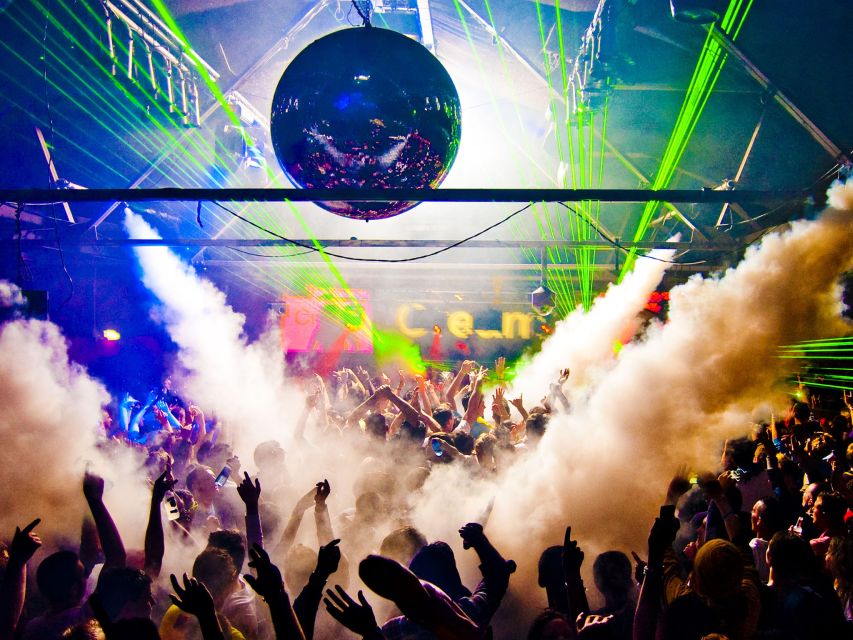 Amsterdam: Moco Museum & Nightclubs Admission Combo w/ Taxi - Rules, Dress Code, and What to Bring for Smooth Entry