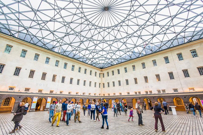 Amsterdam: National Maritime Museum Skip-the-Line Ticket - VR over the canals: a modern tool for a Dutch Golden Age setting