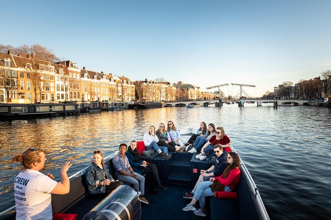 Amsterdam Open Boat Cruise with Live Guide and Two Drinks - Two Drinks Included, Plus a 1-Hour Time Budget That Makes Sense