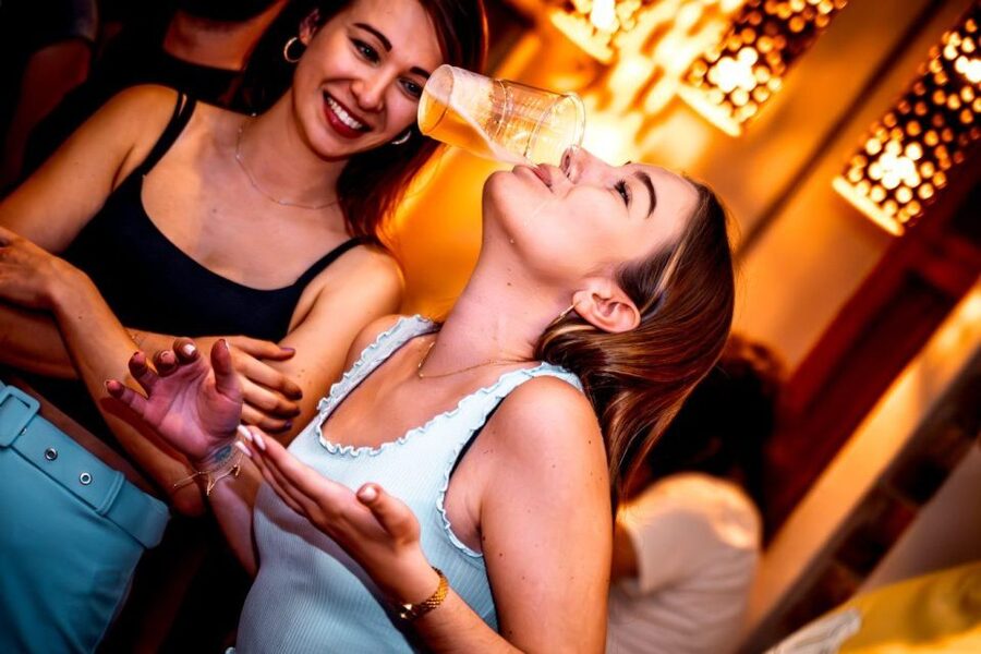 Amsterdam: Original Pub Crawl Party with VIP Entrance - Who this tour fits best (and who should choose something else)