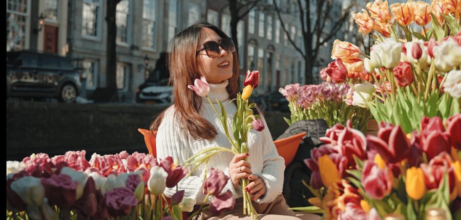Amsterdam: Premium Tulip Boat Canal Tour - Onboard Bar, Timing, and Small Practical Tips That Save Your Day