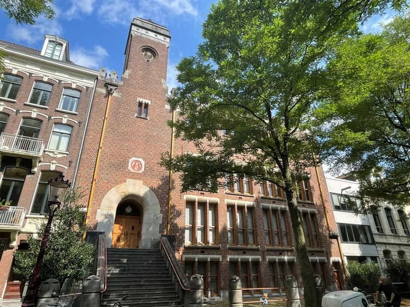Amsterdam: Private Anne Frank and Jewish History Tour - The pace in 3 hours, plus the apple pie break