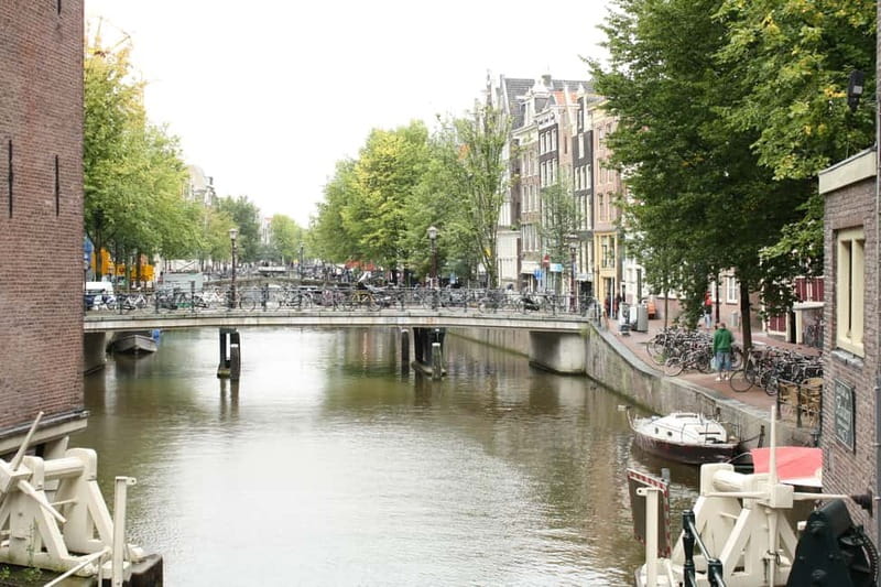 Amsterdam: Private Bike Tour - Safety, comfort, and what you should arrange before you meet