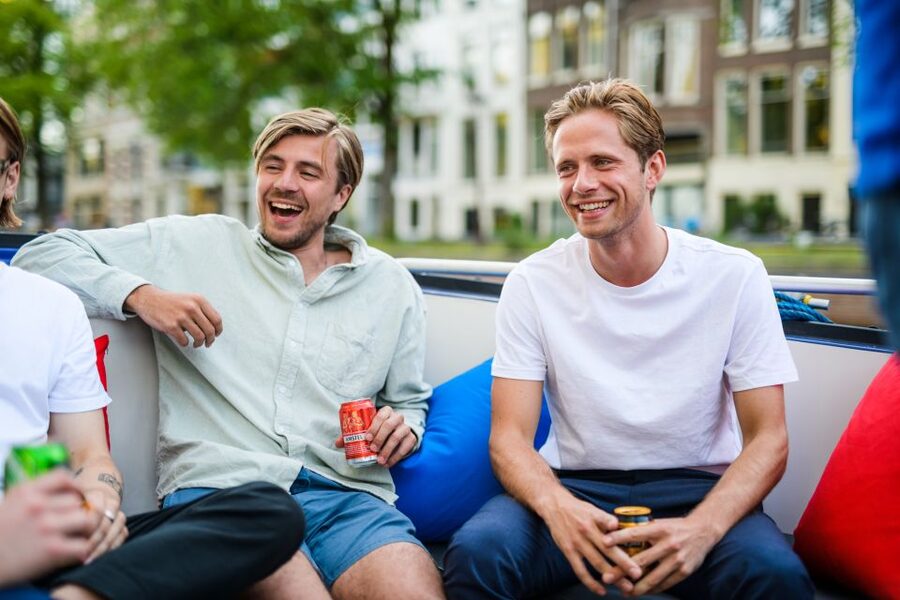 Amsterdam: Private Canal Booze Cruise with Unlimited Drinks - Price and value for 1 hour of unlimited drinks