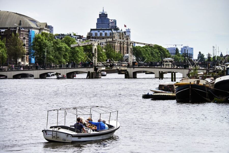Amsterdam: Private Canal Tour - Comfort, Weather, and the Not-So-Fun Parts You Should Know Up Front