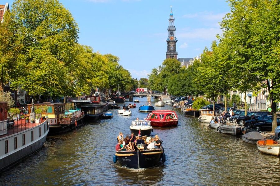 Amsterdam: Private Hidden Gems Discovery Tour - Dam Square palace, once city hall, plus the Nieuwe Kerk stops