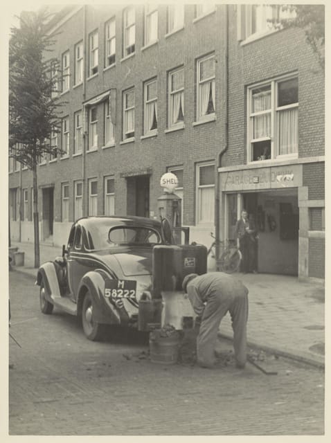 Amsterdam: Private World War Two History Walking Tour - Key Things You Should Know Before You Go