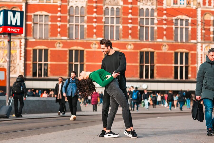 Amsterdam: Professional photoshoot at Centraal Station - Amsterdam Centraal Station is the hard part, and this shoot does it for you