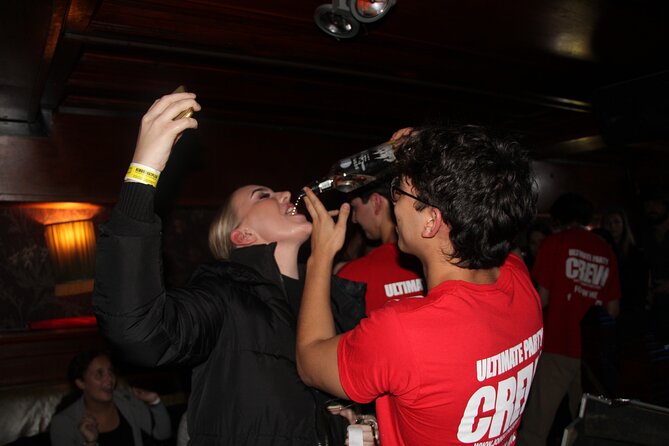Amsterdam Red Light District Pub Crawl - Drinks, Games, and How to Pace the Unlimited Shot Windows