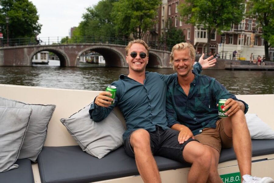Amsterdam: Red-Light District Pub Crawl and Booze Boat Tour - Key things to know before you go