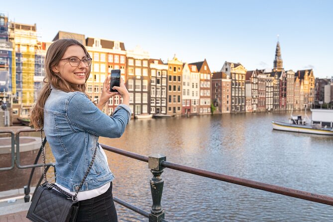 Amsterdam Red Light District Walking Tour in EN/DE/IT/ES - Amsterdam Centraal: legality, renting, costs, pimps, and safety
