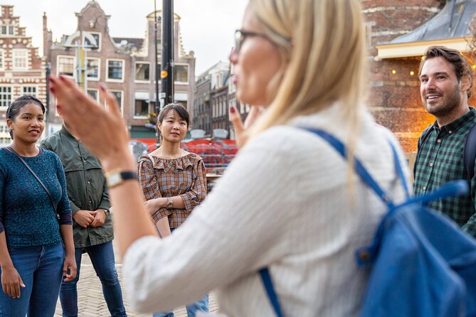 Amsterdam Red Light District Walking Tour in EN/DE/IT/ES - Oude Kerk area: oldest Amsterdam streets and the first windows