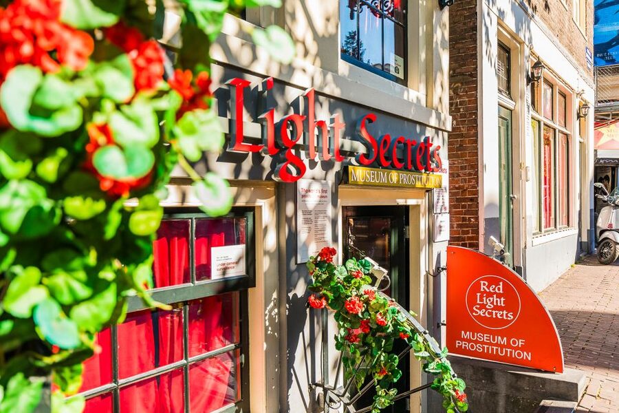Amsterdam: Red Light Secrets Museum Entry Ticket - What the Former Brothel Rooms Teach You, From Street Myths to Daily Reality