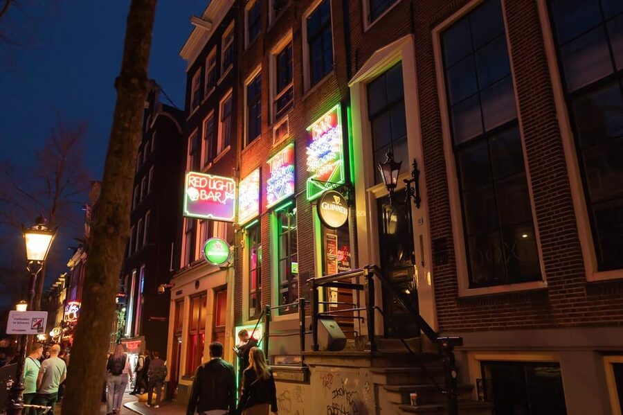 Amsterdam: Red Light Tour Exclusive + Peep Show - A critical view of sex work, without the usual tourist shortcuts