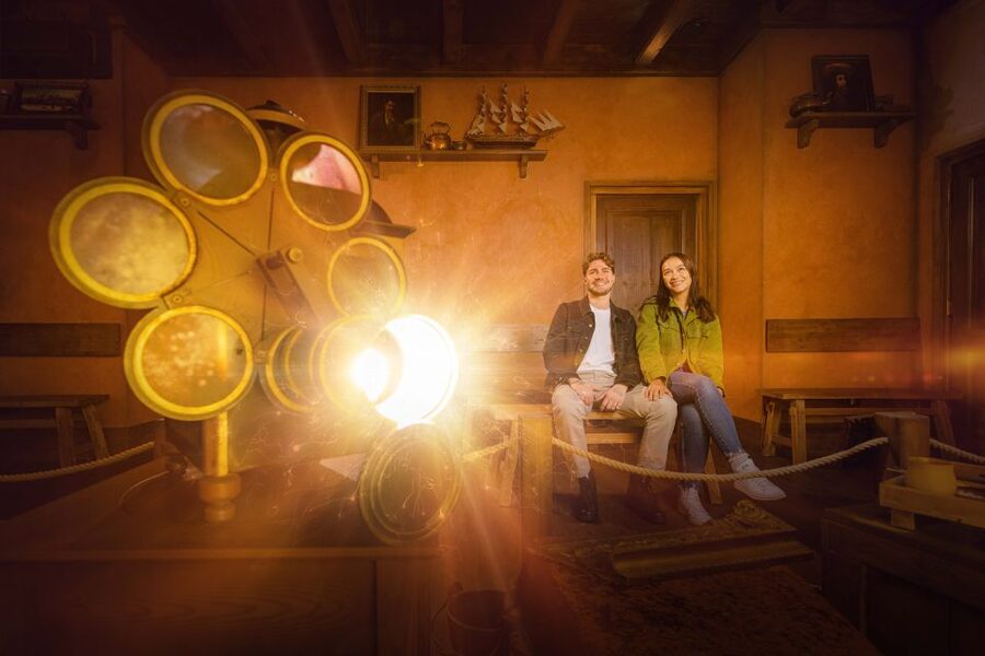 Amsterdam: Rembrandts Immersive Experience Admission Ticket - Who should book this, and who might skip it