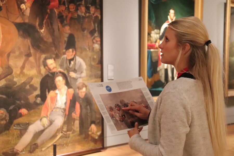 Amsterdam: Rijksmuseumtour incl. Ticket German or English - Choosing German vs English: Pick the Right Option for Your Brain