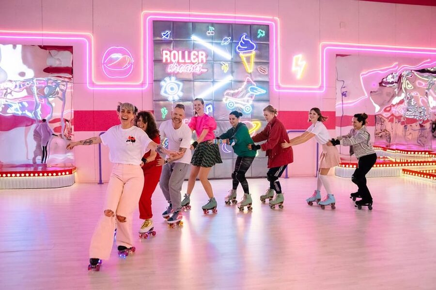 Amsterdam: Roller Dreams & Amsterdam Nightlife Experience - How the timing works across 1 to 7 days