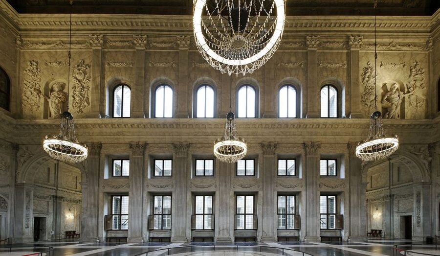 Amsterdam: Royal Palace Entry Ticket and Audio Guide - Dutch Golden Age art: look for the names and then look again