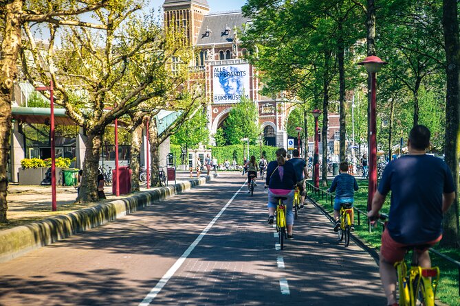 Amsterdam Small Group Bike Tour - Stop 1: Canal Ring (Grachtengordel) and the quick lesson on Amsterdam geography