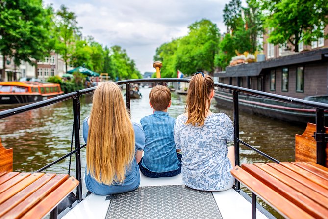 Amsterdam Small-Group Canal Cruise With Dutch Snacks and Drink - Amstel River to major museums: how the route avoids “only canal” fatigue