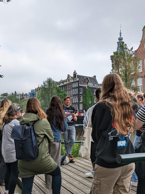 Amsterdam: small group tour: History, humor & hidden gems - The 2-Hour Rhythm: How the Walk Keeps Momentum