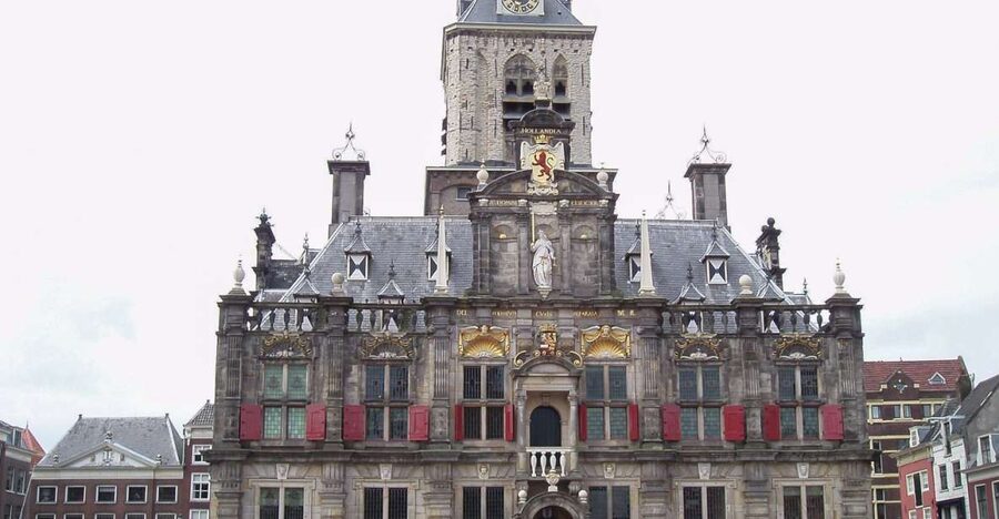 Amsterdam: The Hague, Delft and Rotterdam Private Day Tour - Delft Blue and Royal Delft: where craft meets city identity