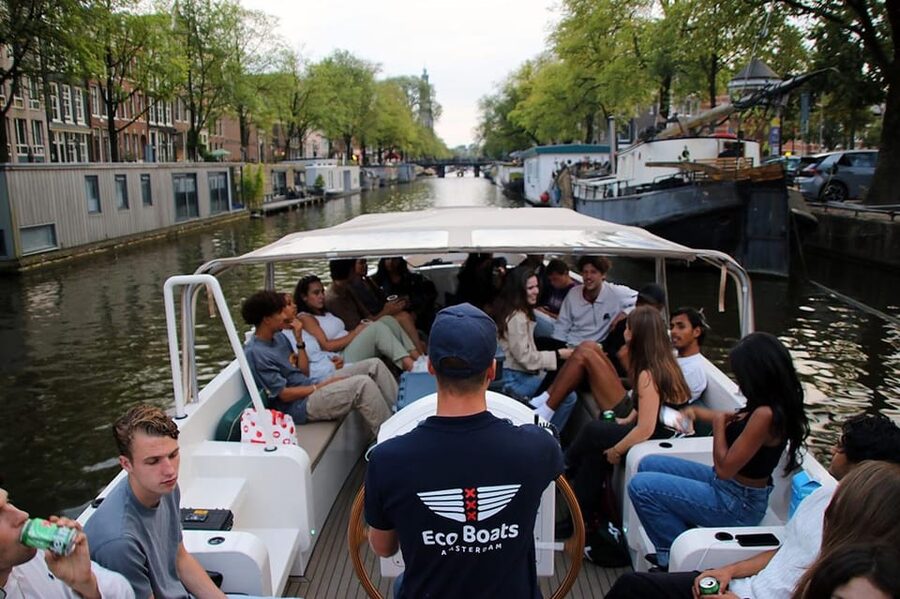 Amsterdam: The Newest Canal Cruise with Drink Option - Why an electric Eco Boats canal cruise makes sense in Amsterdam