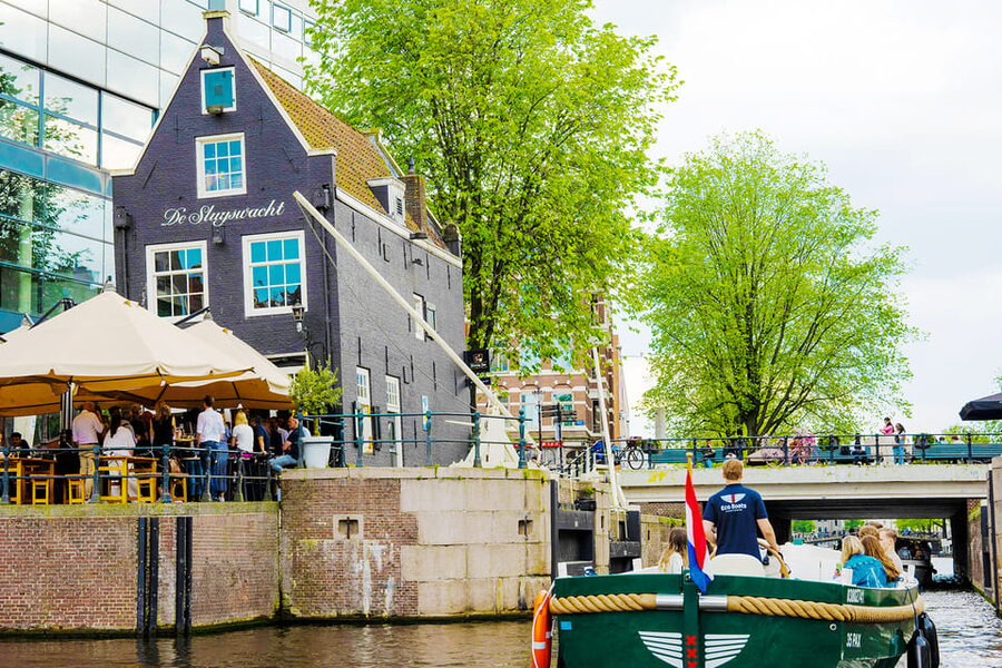Amsterdam: The Newest Canal Cruise with Drink Option - Price and value: is this $18 canal cruise a good deal?