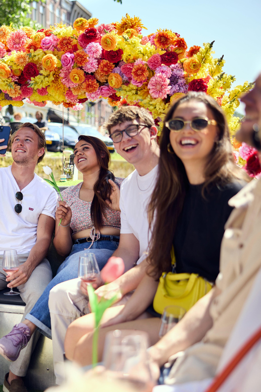 Amsterdam: The Original Flower Boat with Local Guide and Bar - Final decision: should you book this flower boat tour