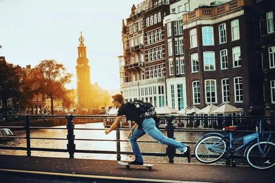 Amsterdam: The Story of History & Culture Walking Tour - What’s Included, What’s Not, and How to Judge the $37 Value