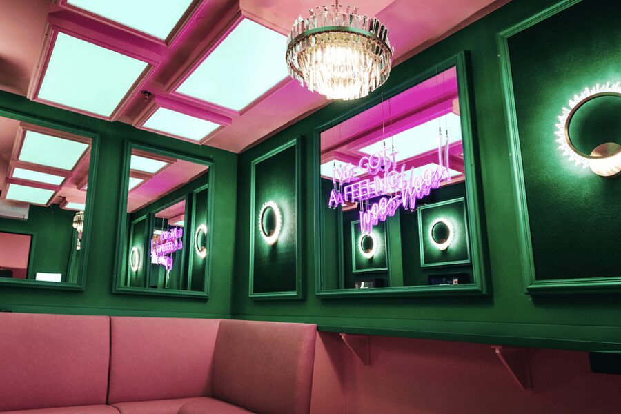 Amsterdam: The Upside Down & The All Out Combination Ticket - The Upside Down café and shop break