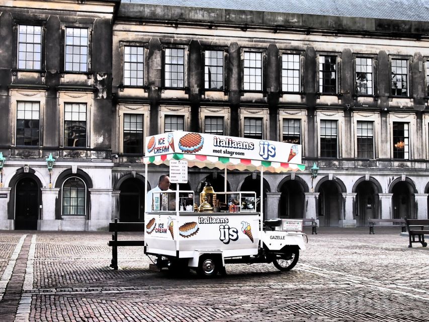 Amsterdam to Haarlem: Private Day-Trip Experience - Grote Markt lunch: where the city feels like a city