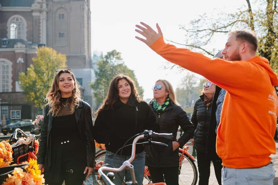 Amsterdam: Top Highlights Guided Bike Tour EN/DE/ES/FR/IT/CN - Why a 1.5-Hour Amsterdam Bike Tour Works So Well