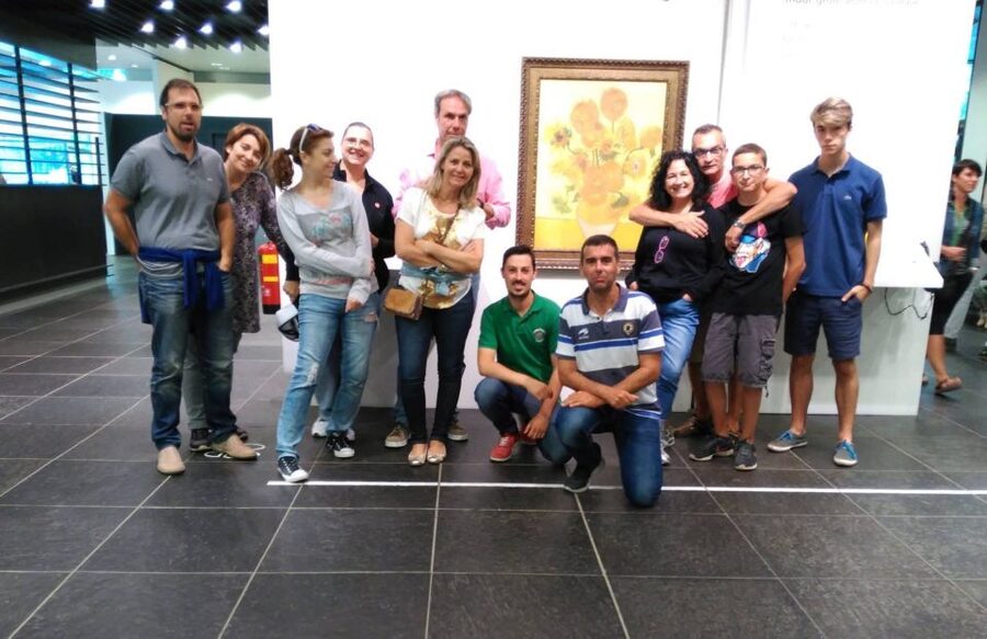 Amsterdam: Van Gogh Museum Guided Tour with Entry - The rhythm of a 2-hour Van Gogh Museum tour