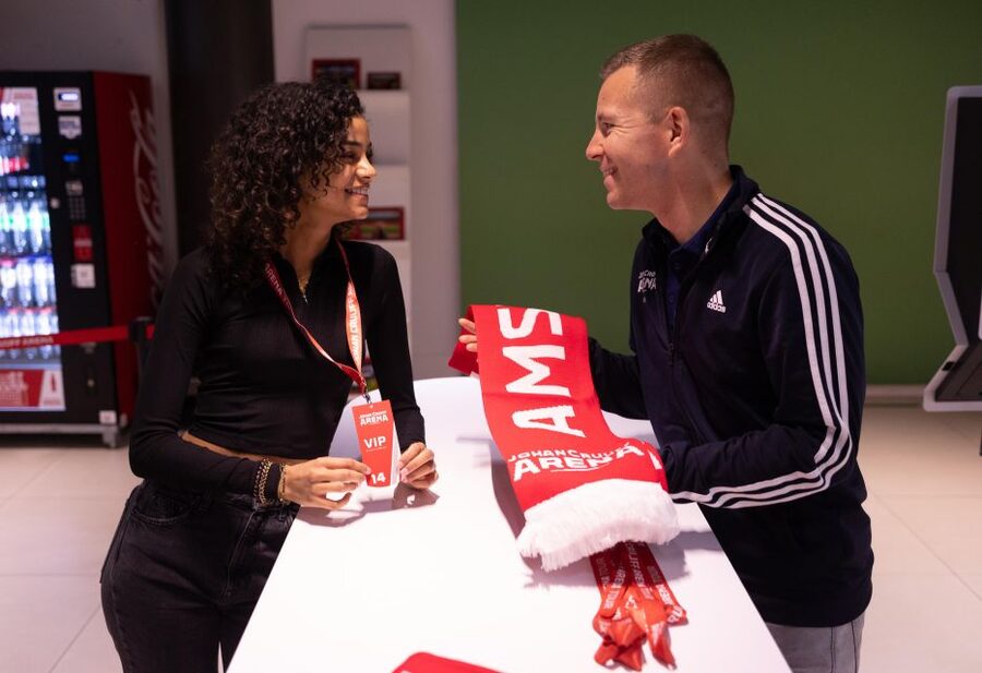 Amsterdam: VIP Johan Cruijff ArenA Tour with Drink and Scarf - FAQ